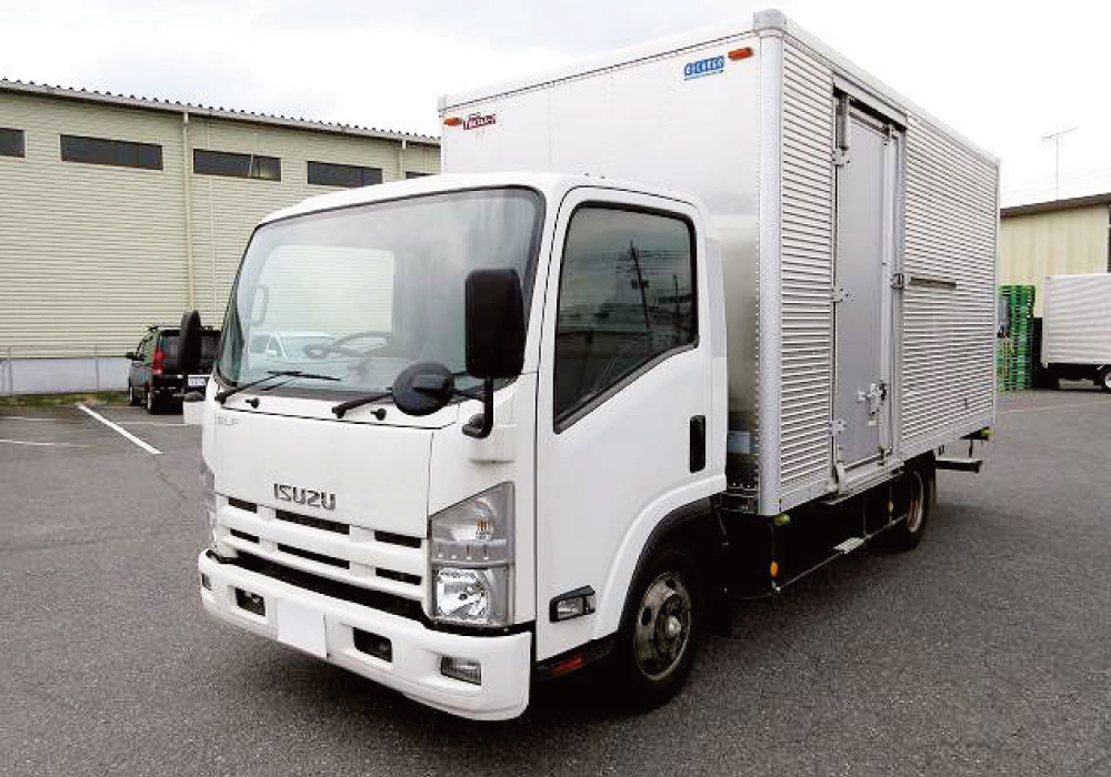 2トントラックの導入で「サブスクdeスグのり」がおすすめの理由やリースとの違いを解説
